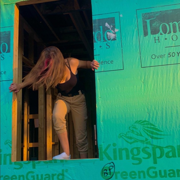 Meet your Posher, Hanna - Picture 3 of 14